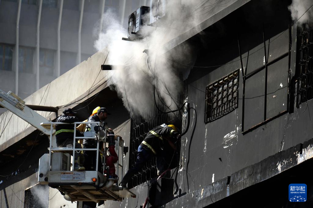 巴基斯坦卡拉奇购物中心火灾已致28人死亡