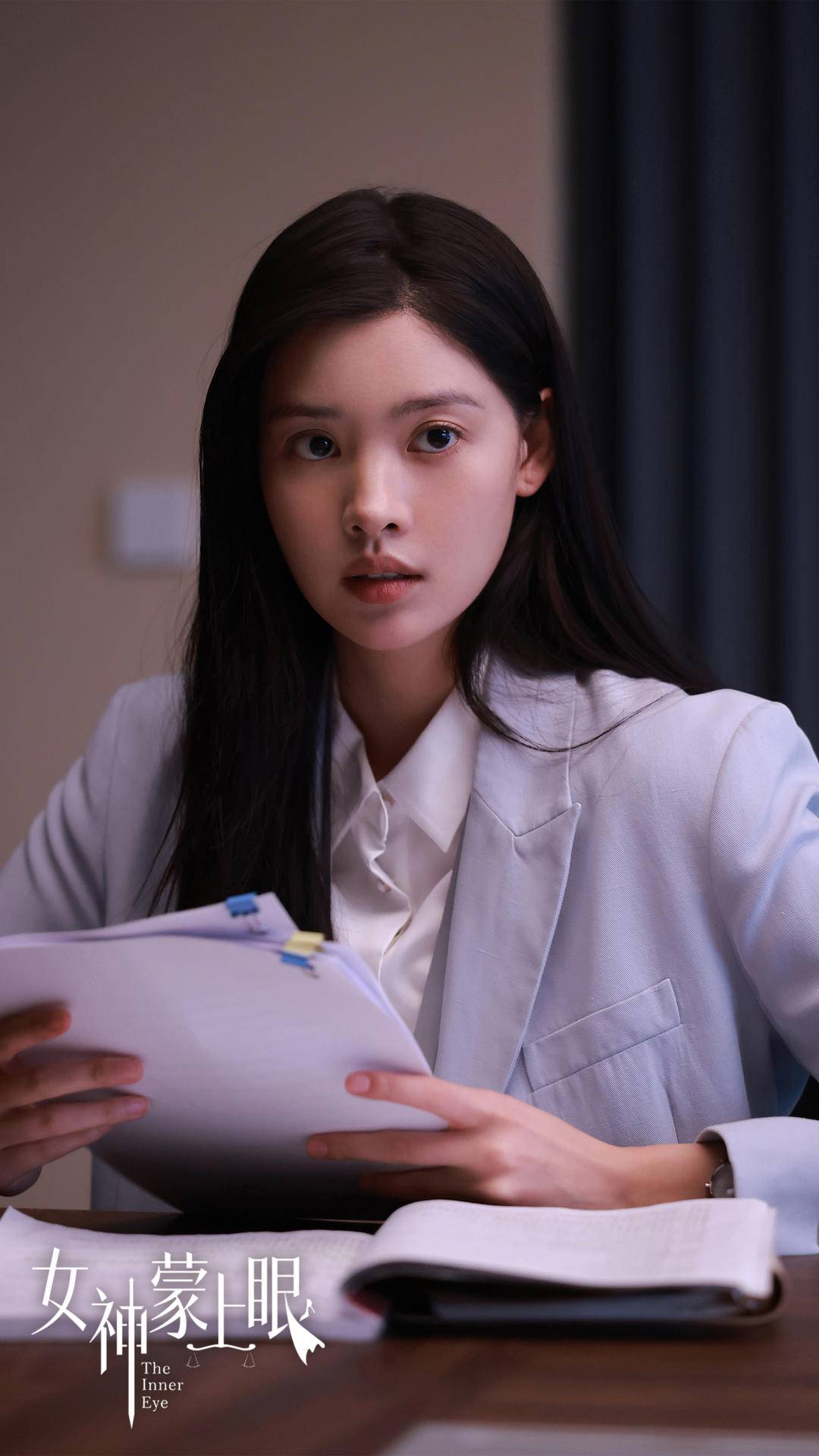 影后辛芷蕾再演律师，《女神蒙上眼》情法博弈引现实思考