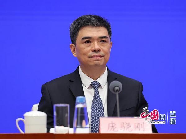 
上海曙光医院黄牛号贩子票贩子代网上预约代挂号电话国务院国资委：“十四五”时期中央企业资产总额年均增速达6.9%