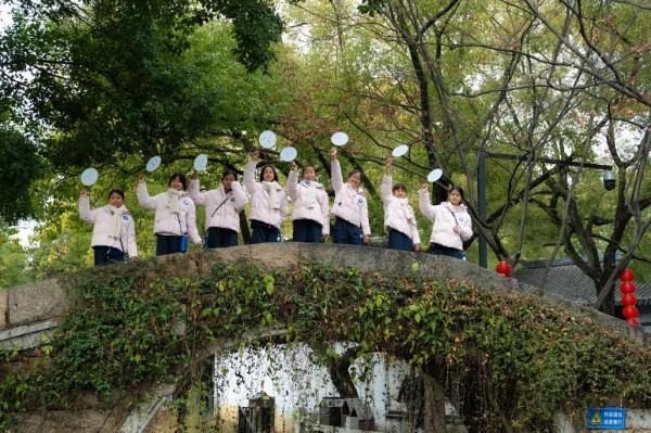 
天津市口腔医院黄牛号贩子票贩子代网上预约代挂号电话俞浩慈善基金会开展“看见更大的世界·音乐少年”公益活动 助力云南弥勒学子唱响梦想之声