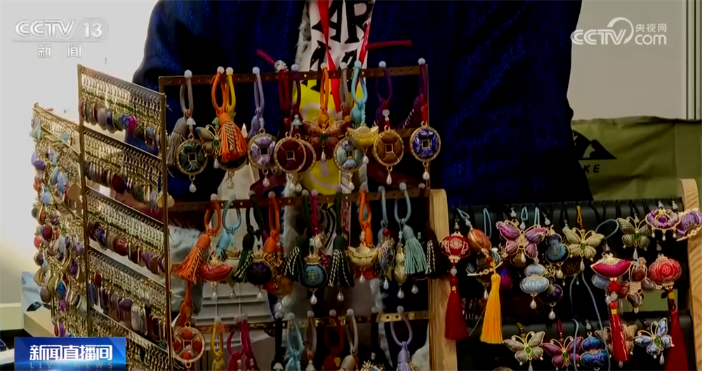 “年经济”消费新场景解锁“吃喝游购娱”沉浸式体验