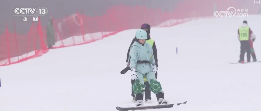 
中南大学湘雅医院王延金袁健张卫茹杜小平吴新华黄牛挂号电话“冷”冰雪热力四射 南方冰雪旅游从基础体验向专业运动升级