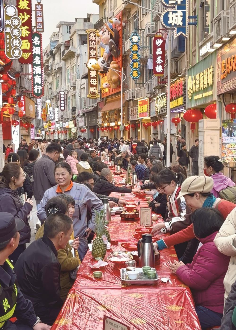 连摆三天 厦门中山路下午茶桌仔晚上流水席