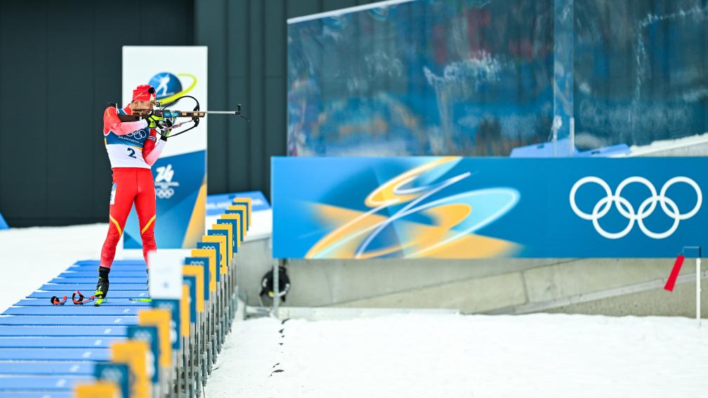 冬奥会|冬季两项男子20公里:挪威新星博特恩夺冠 闫星元顺利完赛