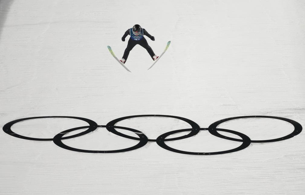 冬奥会｜跳台滑雪混合团体赛：斯洛文尼亚卫冕 中国队获第八