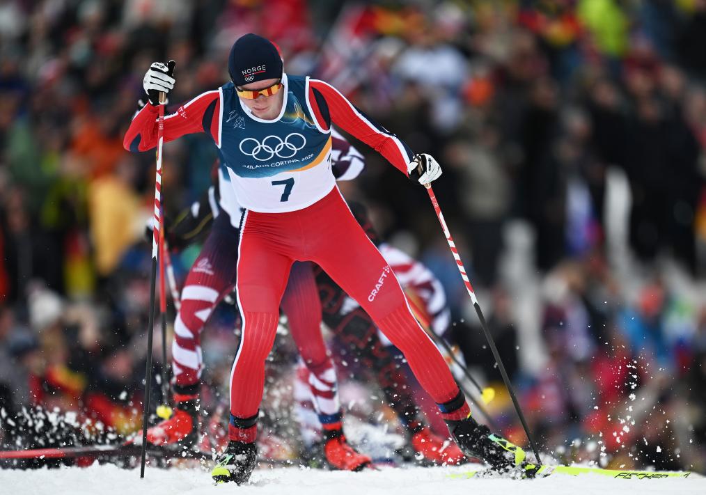 冬奥会｜北欧两项：挪威选手夺金 中国选手带伤完赛