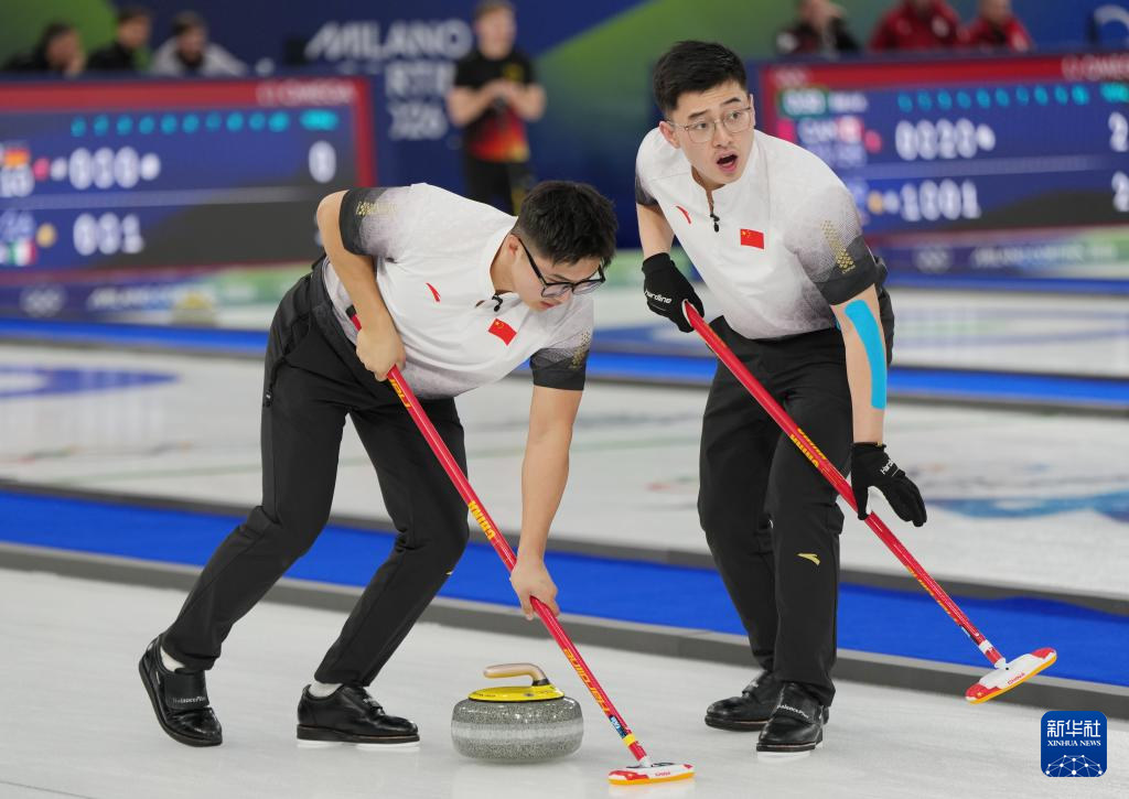 冬奥会|冰壶——男子循环赛:中国队不敌瑞士队