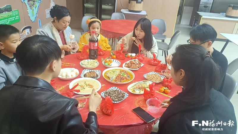 在路上,也有浓浓年味!福州春节期间多重关爱直达一线