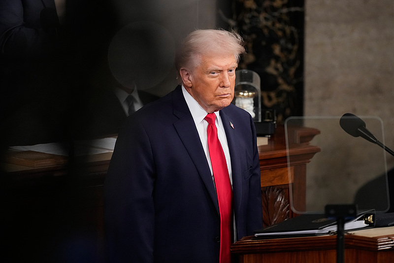 特朗普:首选通过外交手段解决伊朗核问题