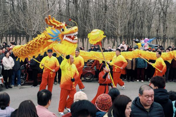 
中国中医科学院西苑医院洪霞刘红梅郭德海张翠珍黄牛挂号电话北京大兴榆垡镇2026新春民俗巡演为乡村振兴注入文化动能