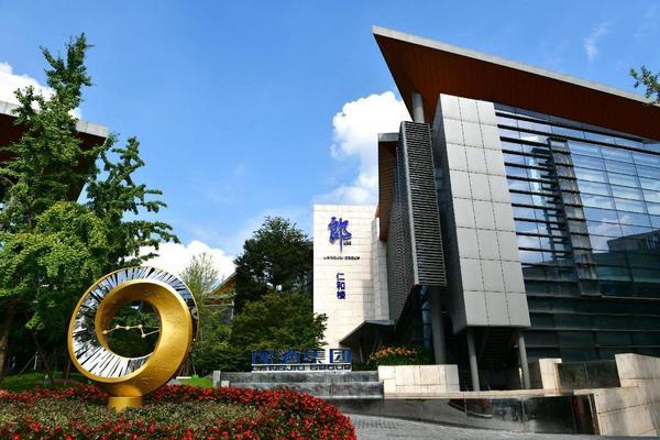 陕西省结核病防治院黄牛号贩子票贩子代网上预约代挂号电话更专业、更敏捷、更强壮、更稳健,郎酒事业部升级为公司制运行