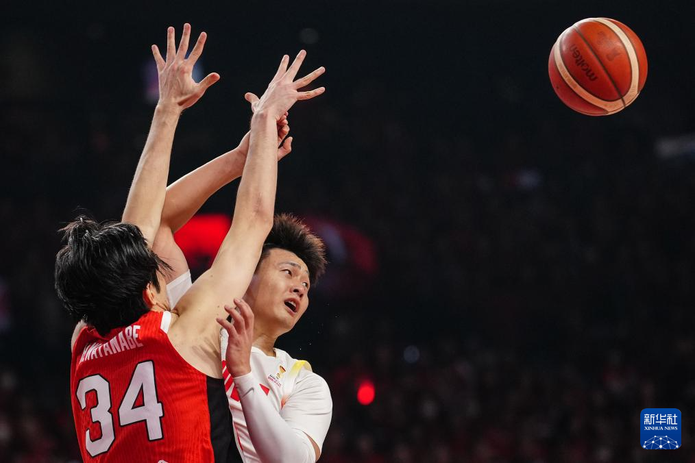 篮球世界杯预选赛：中国队胜日本队