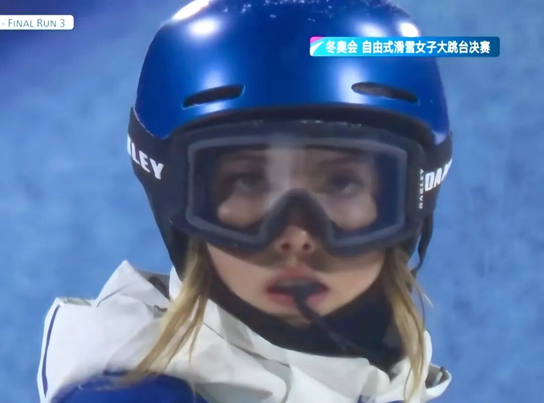 全网好奇，谷爱凌嘴里咬的东西是啥？