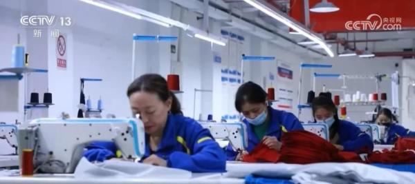 
天津医科大学眼科医院黄牛号贩子票贩子代网上预约代挂号电话顶压前行 向新向优：中国经济再上新台阶 第二个百年新征程实现良好开局