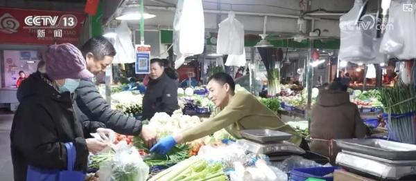 
上海中医药大学附属龙华医院陈红风刘嘉湘范忠泽黄牛挂号电话节后“舌尖经济”热度不减 春菜上市点燃尝鲜消费热潮