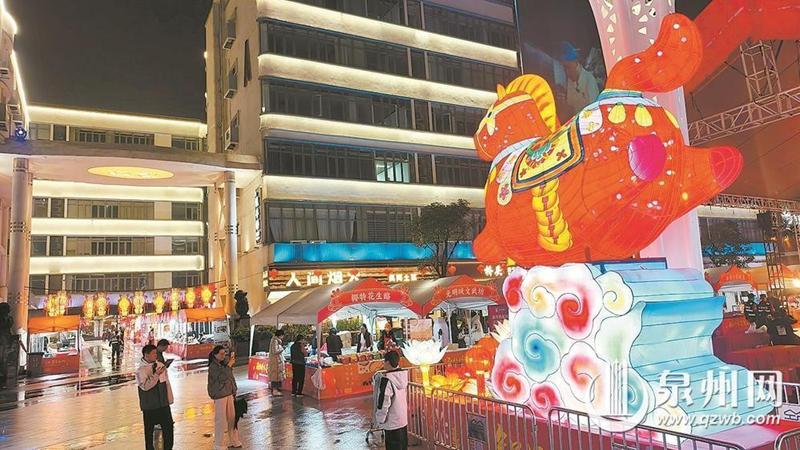 花灯初争妍 元宵意渐浓 2026年泉州灯会各个展区全部亮灯