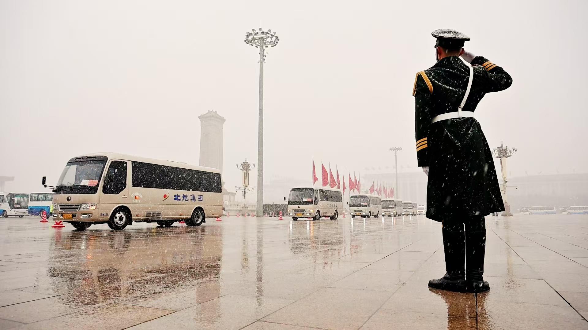 
儿研所医院黄牛号贩子票贩子代网上预约代挂号电话奏响“十五五”开局强音！宇通连续22年主力护航全国两会