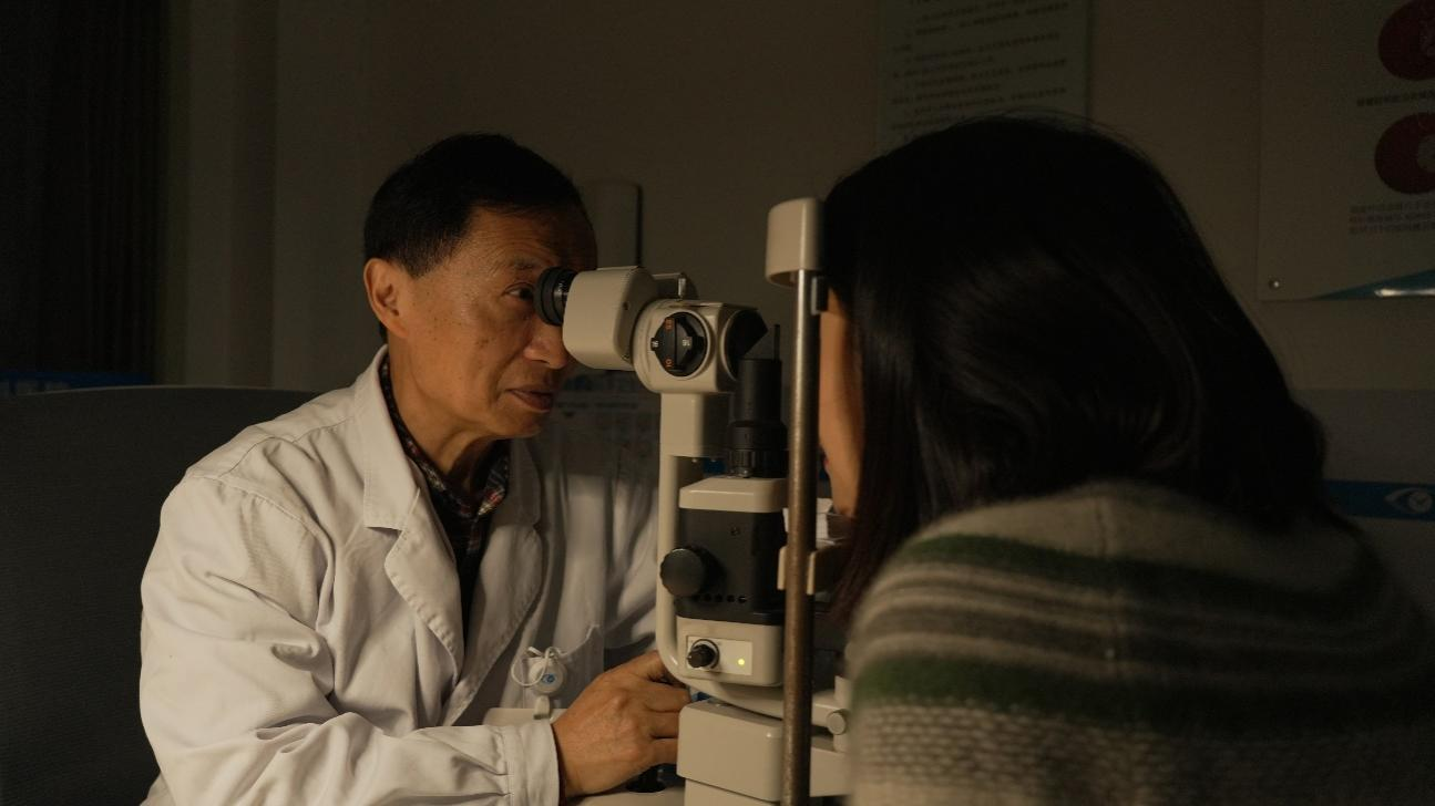 
天津医科大学眼科医院黄牛号贩子票贩子代网上预约代挂号电话世界青光眼周，华厦眼科专家呼吁：早防早治才能有效控制视力“小偷”