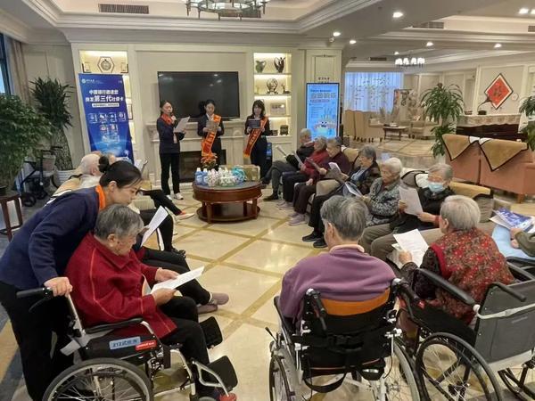 
上海医院黄牛号贩子票贩子代网上预约代挂号电话三月津城，“中行红”这样续写新时代雷锋日记