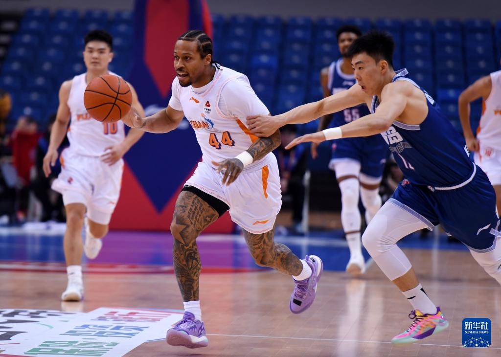 CBA常规赛:青岛崂山啤酒胜福建晋江文旅