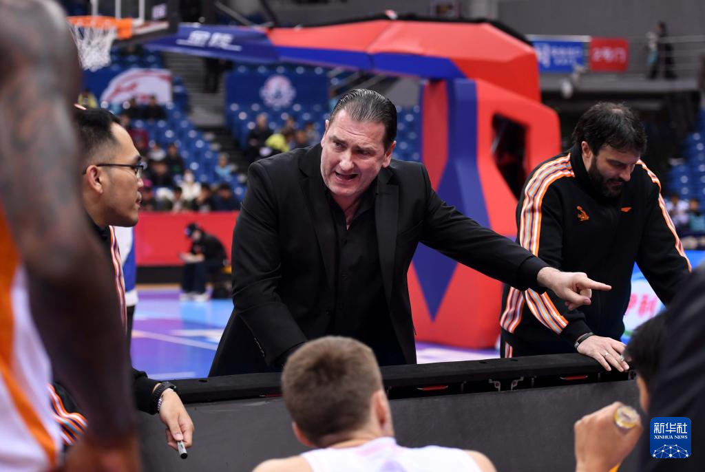 CBA常规赛:青岛崂山啤酒胜福建晋江文旅