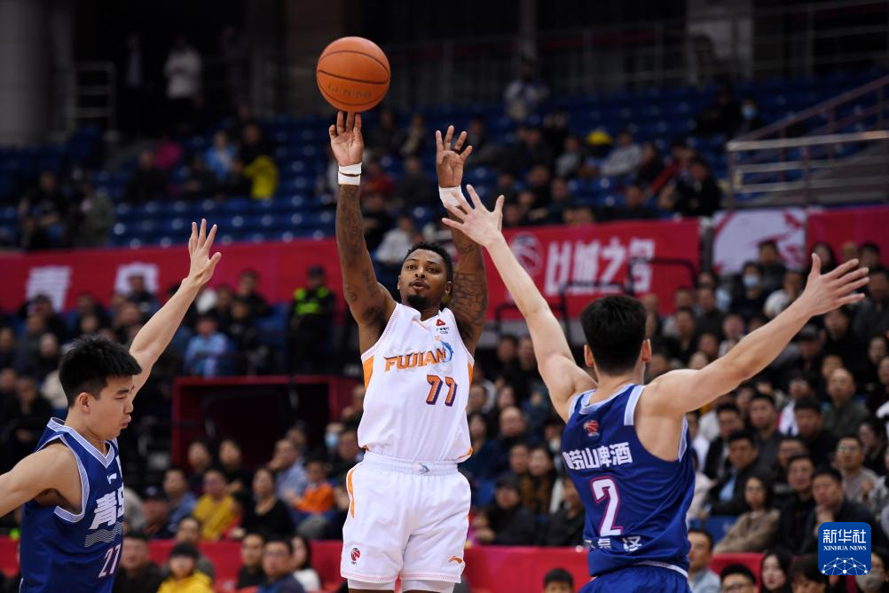 CBA常规赛:青岛崂山啤酒胜福建晋江文旅