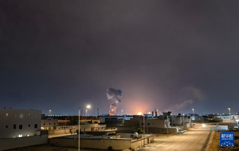 沙特首都利雅得遭弹道导弹袭击