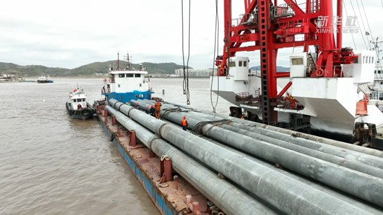 浙江海洋输电全产业链智慧母港在舟山启动海域桩基施工