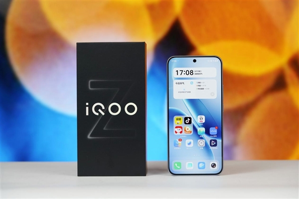 9020毫安时超大电池！iQOO Z11系列正式发布