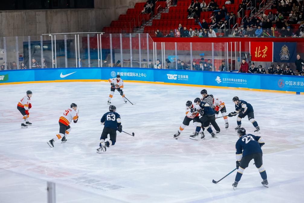 北京京狮队卫冕中国男子冰球职业联赛