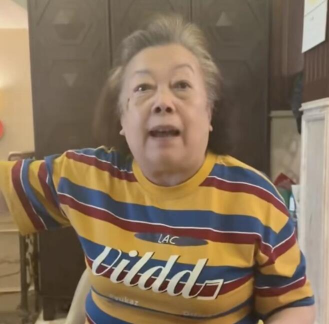 演员陈龙催促母亲体检被拒 母亲:我有自己的指标