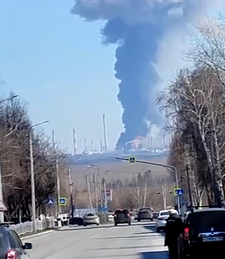 俄罗斯鞑靼斯坦共和国石化厂火灾已致2死72伤