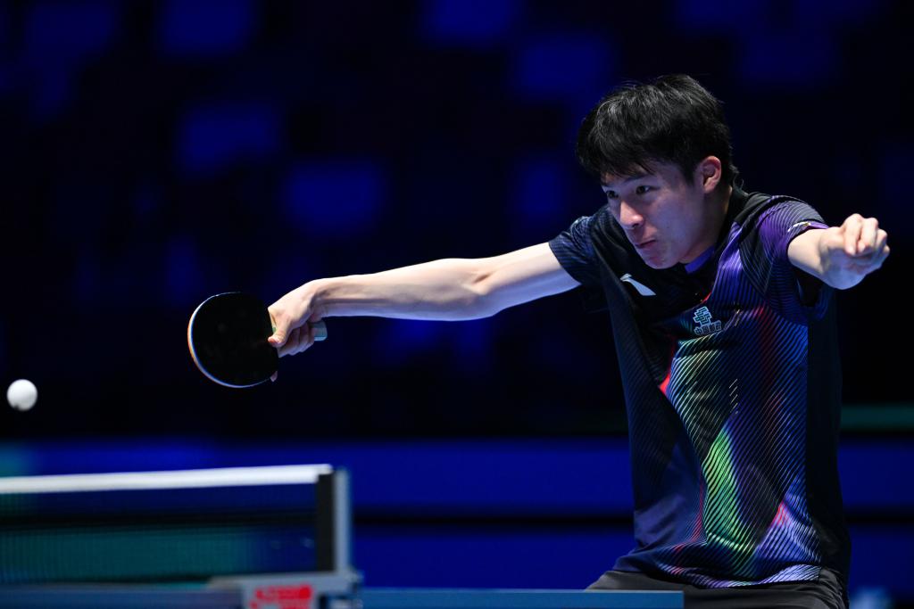 澳门乒乓球世界杯：王楚钦、温瑞博迎“开门红”