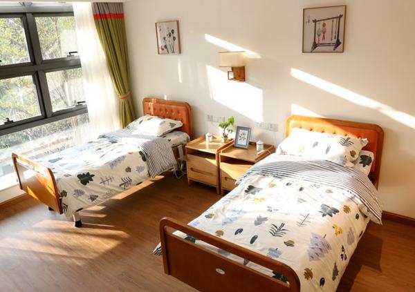 
天津血液病医院黄牛号贩子票贩子代网上预约代挂号电话党建护航银龄生活 瑞众保险探索“保险+”服务新路径