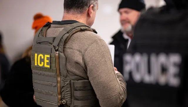 美移民执法局借机场安检数据逮捕逾800人 引发执法争议