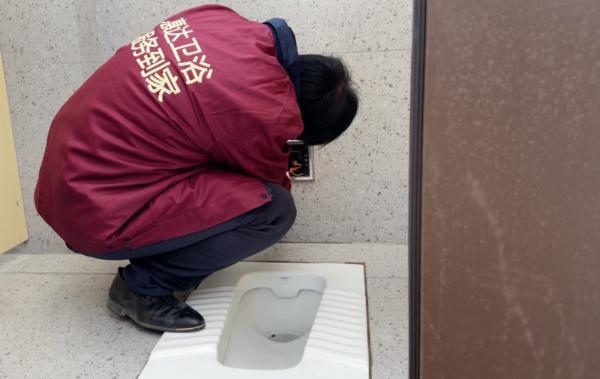 陕西省肿瘤医院黄牛号贩子票贩子代网上预约代挂号电话从景区到高速服务区 惠达主动服务获客户锦旗认可