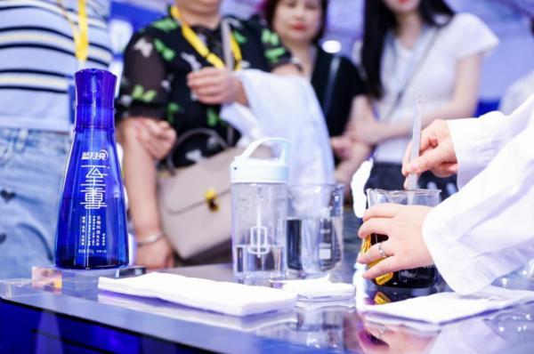 
天津市眼科医院黄牛号贩子票贩子代网上预约代挂号电话蓝月亮洗衣液连续17年、洗手液连续14年获市占率第一！长期主义穿越周期