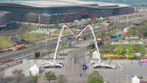 
天津医科大学眼科医院黄牛号贩子票贩子代网上预约代挂号电话“苏超”铁臂“比心”硬核浪漫背后……