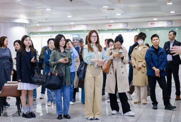 
沈阳盛京医院黄牛号贩子票贩子代网上预约代挂号电话中国信托业协会第五期“媒体走进信托公司”活动在天津信托成功举办——融合创新、再启新程 迈向高质量发展美好未来