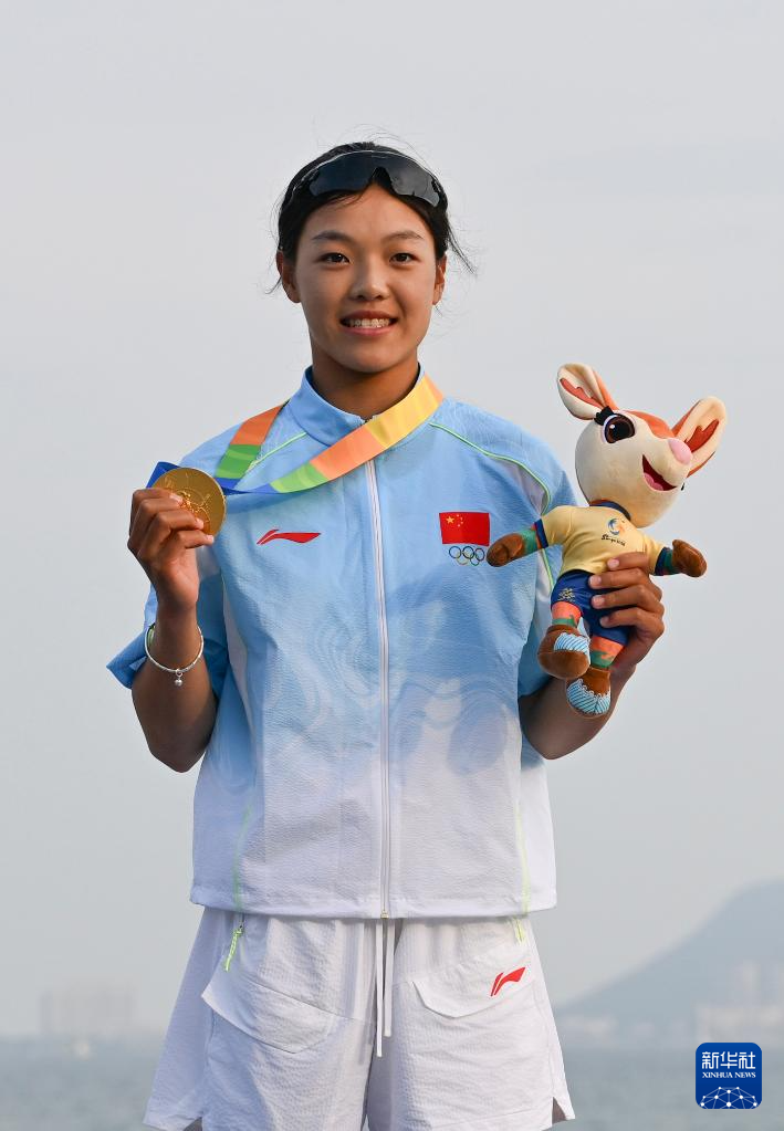 亚沙会丨帆船女子水翼帆板级：中国队选手陈逸敏夺冠