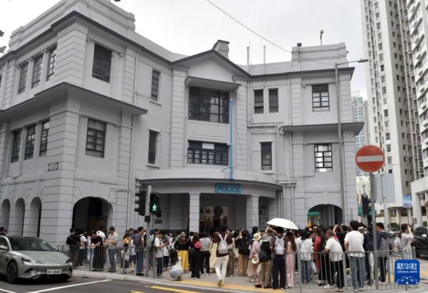 
中国医学科学院苏凯邱斌刘文胜刘杰黄牛挂号电话人气满满活力足 魅力城市新意多——“五一”假期香港旅游市场观察