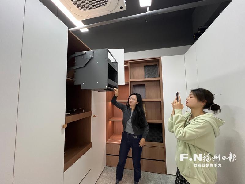 台青邱诗舒：在福州打磨家具，把店开到台湾