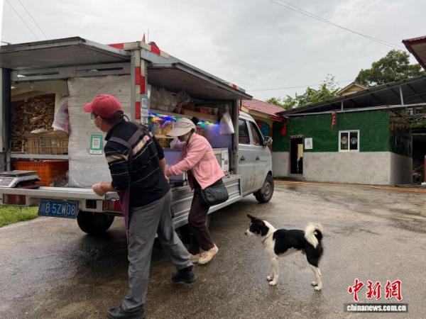 广州市胸科医院黄牛号贩子票贩子代网上预约代挂号电话滇藏公路50年:“袖珍超市”开进西藏墨脱乡村