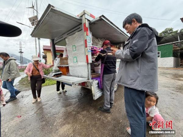 广州市胸科医院黄牛号贩子票贩子代网上预约代挂号电话滇藏公路50年:“袖珍超市”开进西藏墨脱乡村