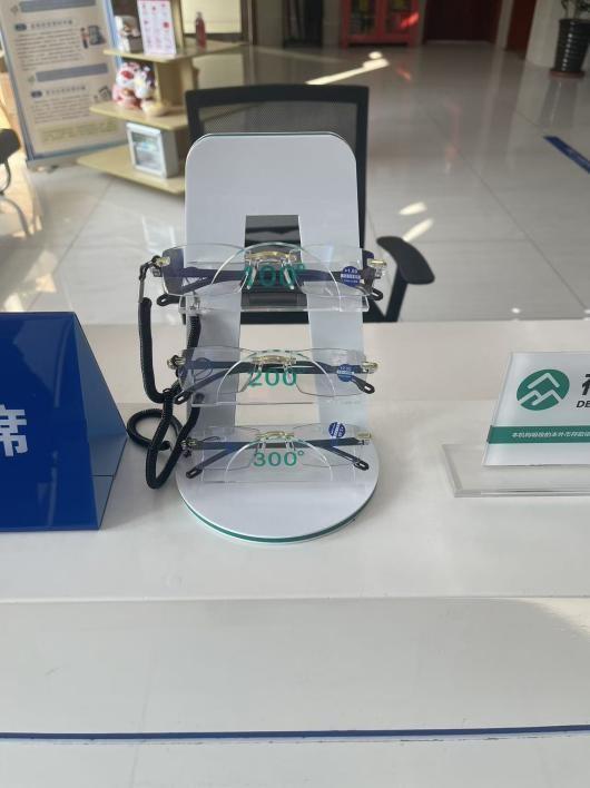 
浙江省肿瘤医院陶开义曾剑张英丽张喜平陈鲁张英丽黄牛挂号电话天津滨海农商银行聚焦“一老一小” 以暖心服务传递金融温度