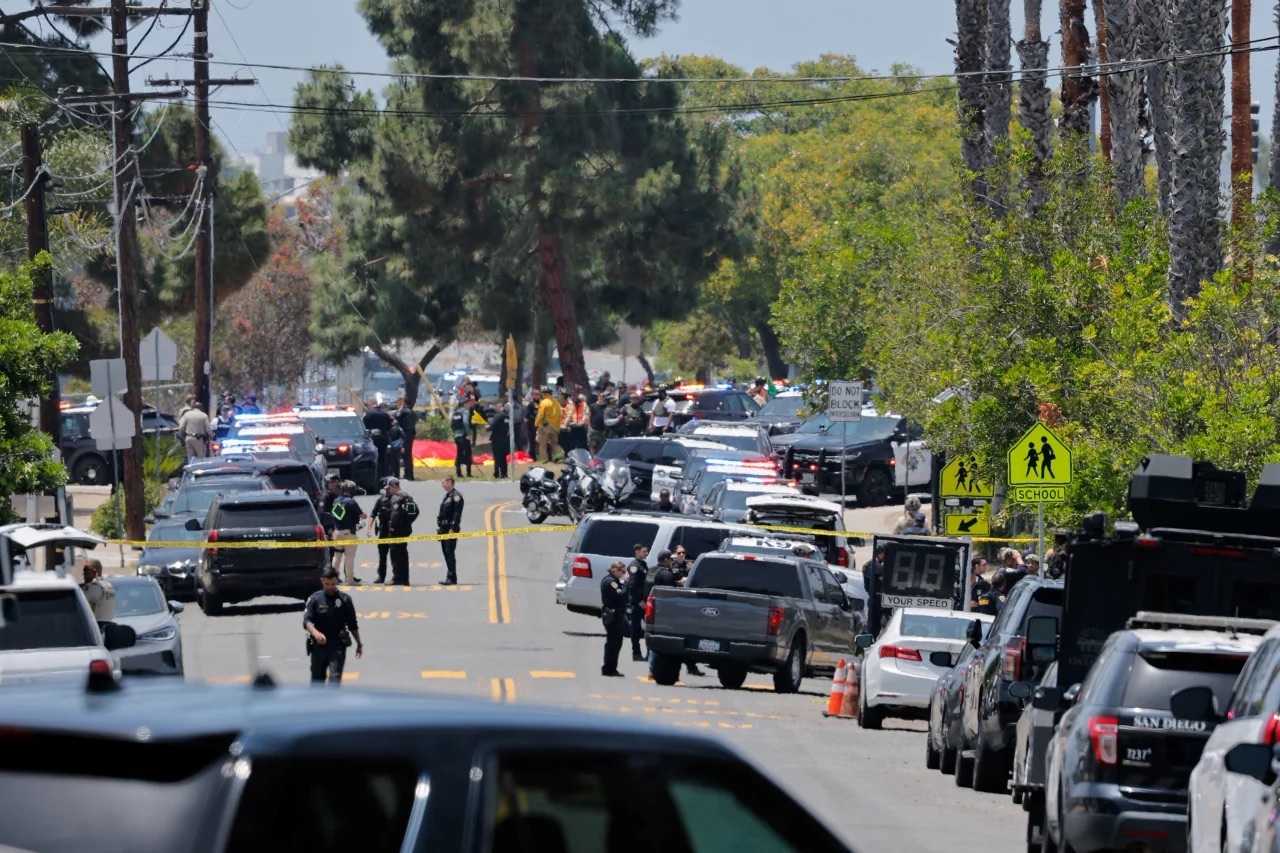 美加州圣迭戈市伊斯兰中心枪击事件已致5人死亡