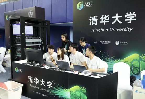 
山东中医药大学附属医院刘金昊叶青师伟王东梅刘源香杨传华齐元富周晓园朱海洪杨毅王玉明梁俊薇刘晓菲曹宏张葆青刁娟娟黄牛挂号电话“天空工场”成员亮剑ASC26超算赛场：清华浙大两支队伍获佳绩