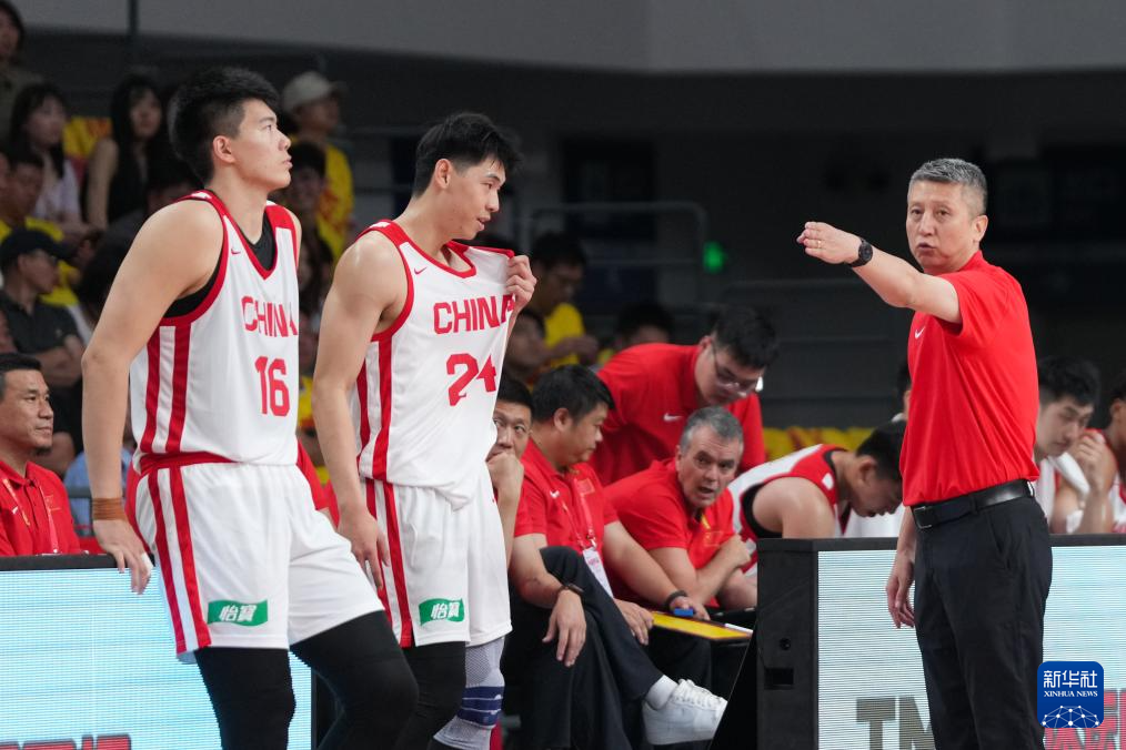 男篮热身赛：中国队胜塞尔维亚KK FMP俱乐部队