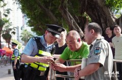 
上海复旦大学儿科医院黄牛号贩子票贩子代网上预约代挂号电话从考生变成母校护考民警 十二载坚守 守护“曾经的自己”