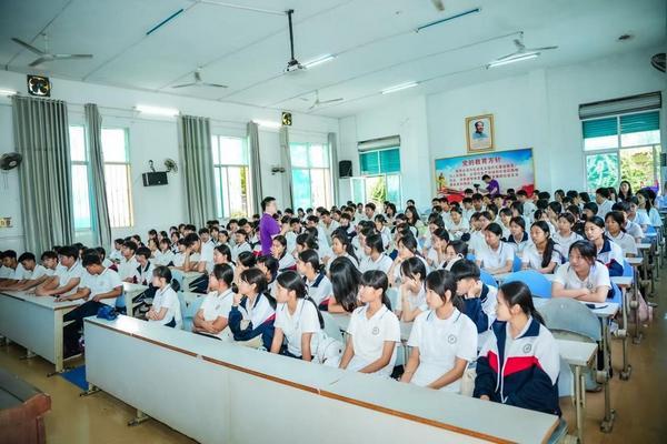 
西安市第四医院黄牛号贩子票贩子代网上预约代挂号电话企业主动创新公益模式 企业社会责任模式进入定制化时代
